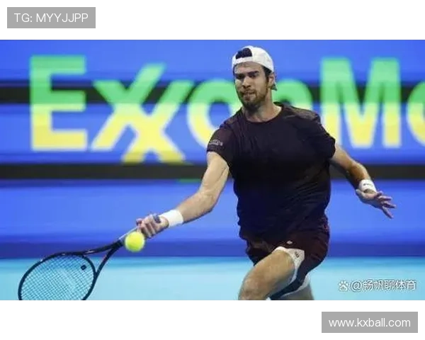 阿尔卡拉斯十连胜晋级多哈四强